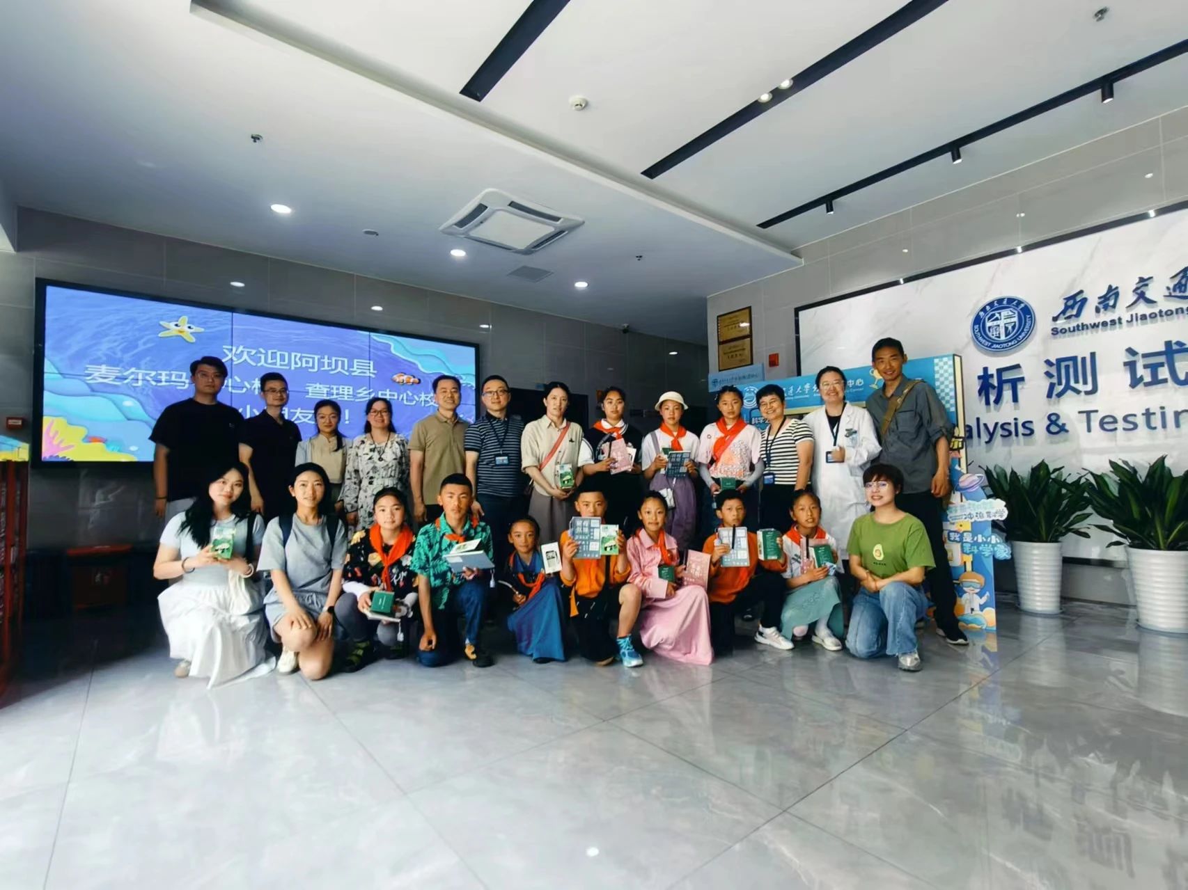 臺(tái)式掃描電鏡 臺(tái)式掃描電鏡